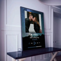 Personalizuotas Spotify muzikos grotuvo plakatas su jūsų nuotrauka, fonu, daina ir spotify kodu  Poster -  dovanokis.lt