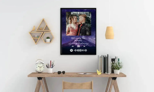 Personalizuotas Spotify muzikos grotuvo plakatas su jūsų nuotrauka, fonu, daina ir spotify kodu  Poster -  dovanokis.lt