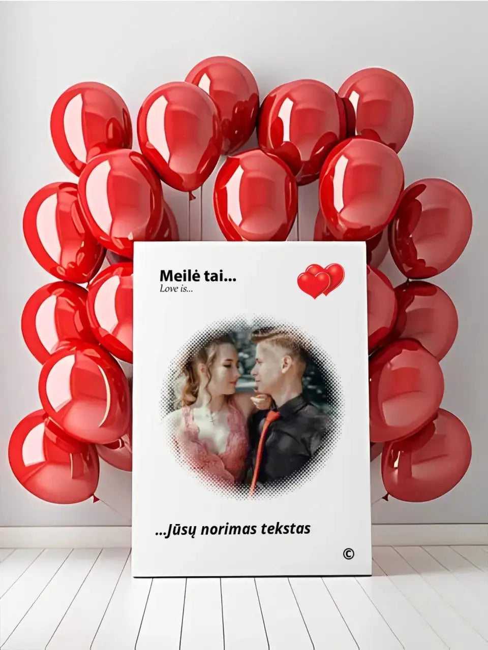 Personalizuotas "Love is" dizaino kūrinys ant drobės su jūsų nuotrauka ir citata  Drobe -  dovanokis.lt