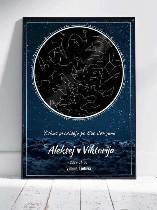 Personalizuotas žvaigždžių žemėlapis su mėlynu fonu, plakatas su rėmeliu  Poster -  dovanokis.lt