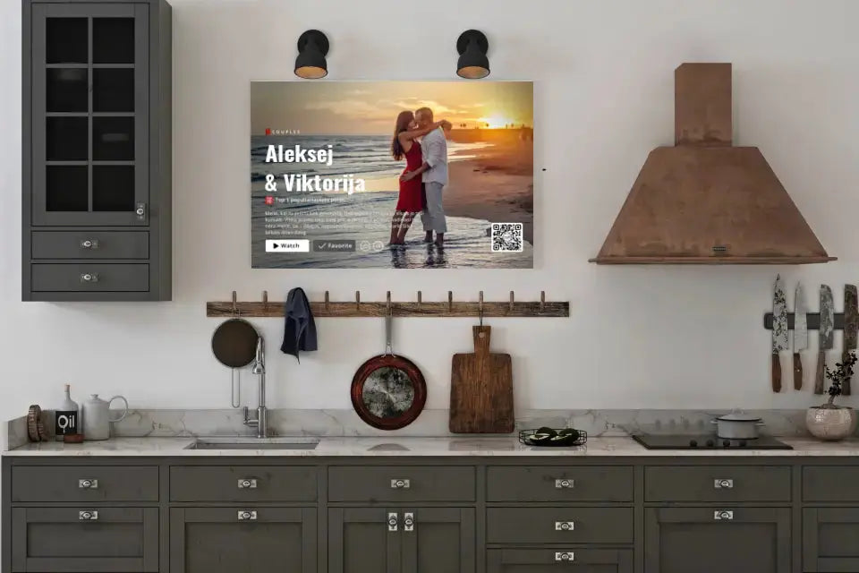 Personalizuotas "Netflix" dizaino kūrinys ant drobės su jūsų nuotraukomis ir vardais  Drobe -  dovanokis.lt