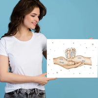 Personalizuota iliustracija ant drobės su šeimos narių rankomis, 1-3 vaikai  Drobe -  dovanokis.lt