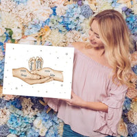 Personalizuota iliustracija ant drobės su šeimos narių rankomis, 1-3 vaikai  Drobe -  dovanokis.lt