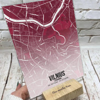 Personalizuotas miesto žemėlapio stiklinis posteris su jūsų pasirinkta vieta  Stiklas -  dovanokis.lt