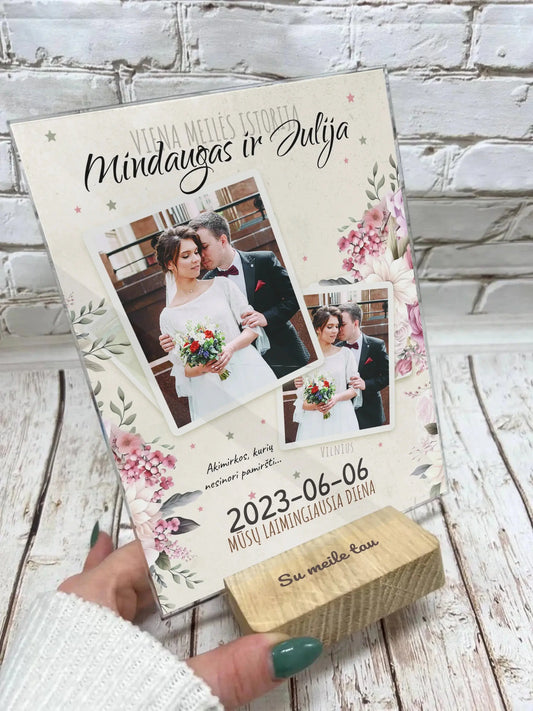 Personalizuotas vestuvinis stiklinis posteris, viena meilės istorija  Stiklas -  dovanokis.lt