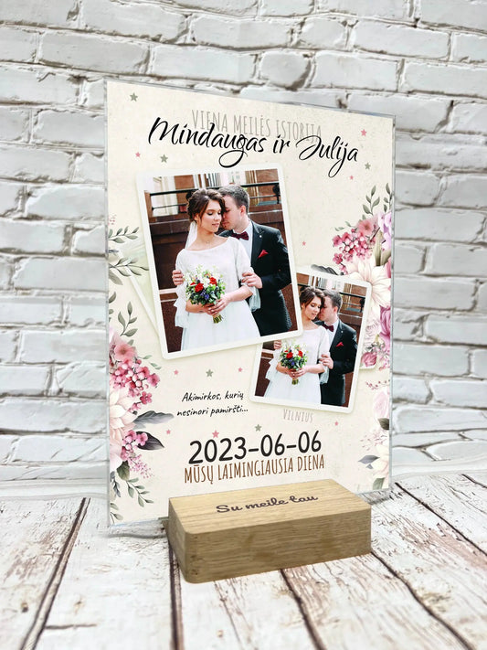 Personalizuotas vestuvinis stiklinis posteris, viena meilės istorija  Stiklas -  dovanokis.lt