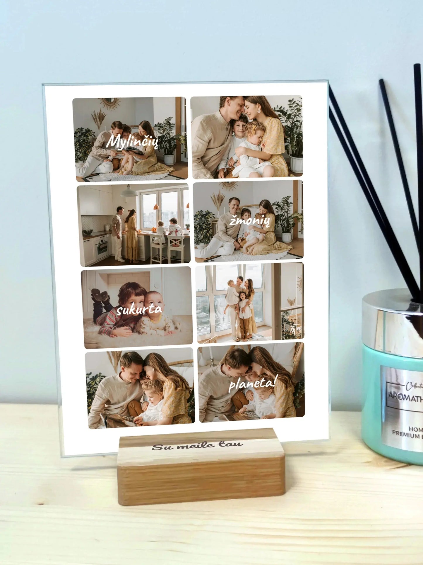 Personalizuotas šeimos maketo stiklinis posteris su jūsų nuotraukomis, mylinčių žmonių sukurta planeta  Stiklas -  dovanokis.lt