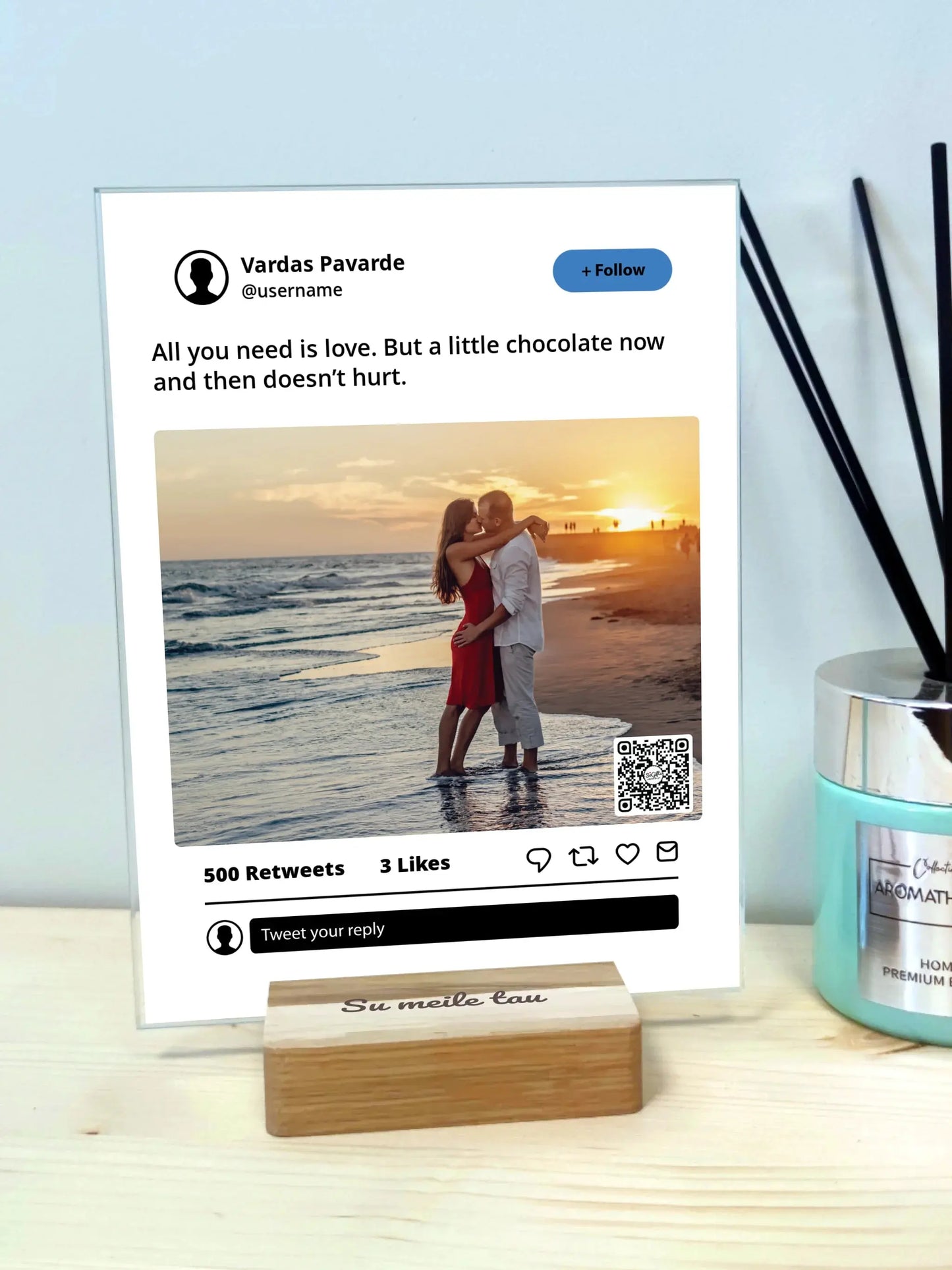 Personalizuotas "Twitter" dizaino kūrinys ant stiklo su jūsų nuotrauka ir tekstu  Stiklas -  dovanokis.lt