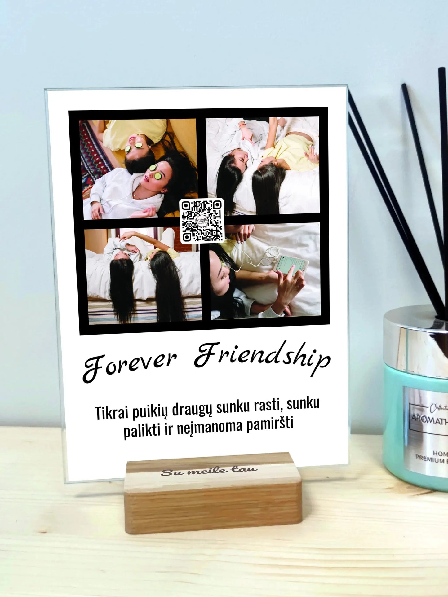 Personalizuotas "Forever Friendship" dizaino kūrinys ant stiklo su jūsų nuotraukomis ir tekstu  Stiklas -  dovanokis.lt