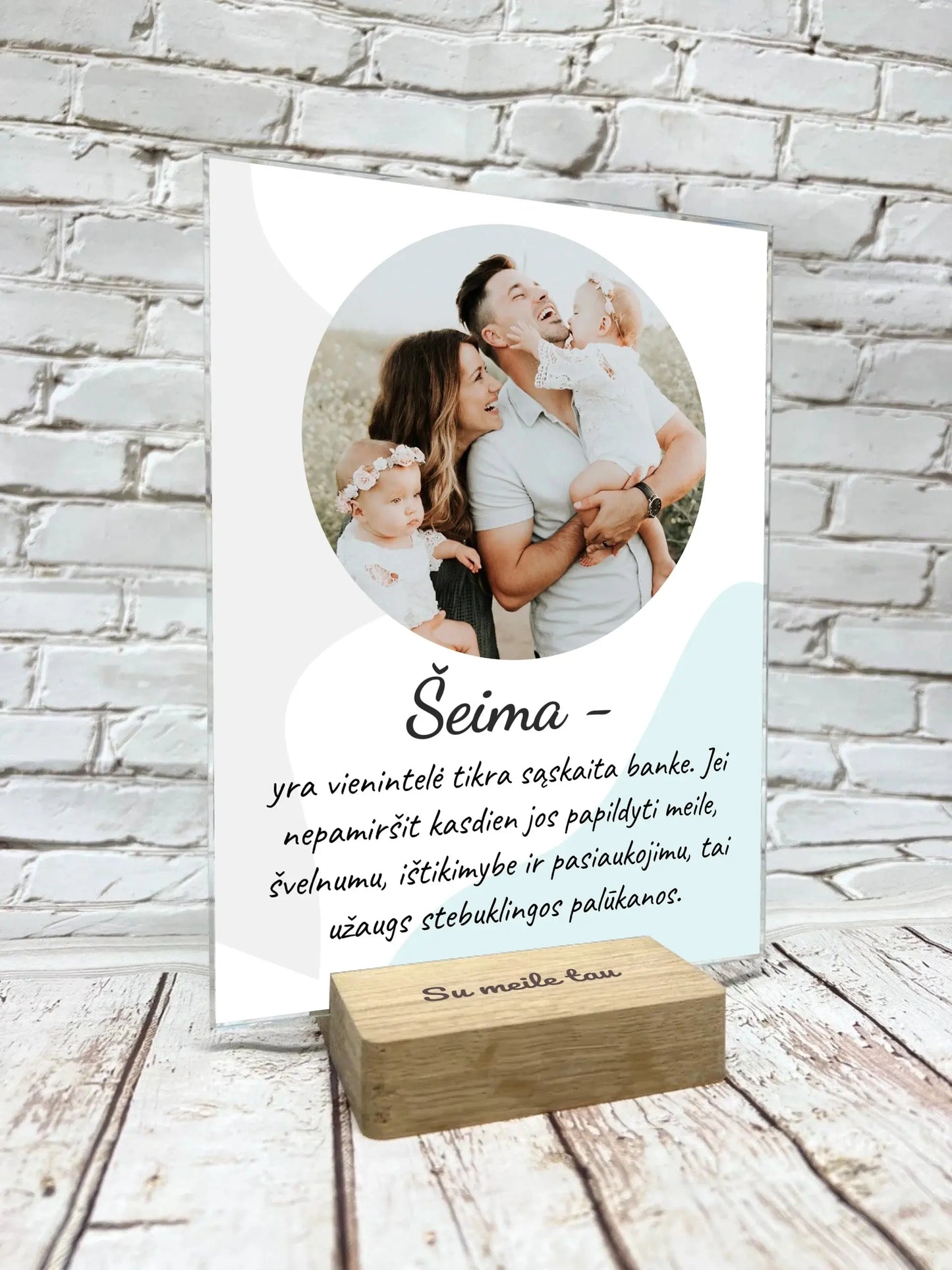 Personalizuotas šeimos iliustracijos spaudinys ant stiklo su jūsų nuotrauka SPD-001  Stiklas -  dovanokis.lt