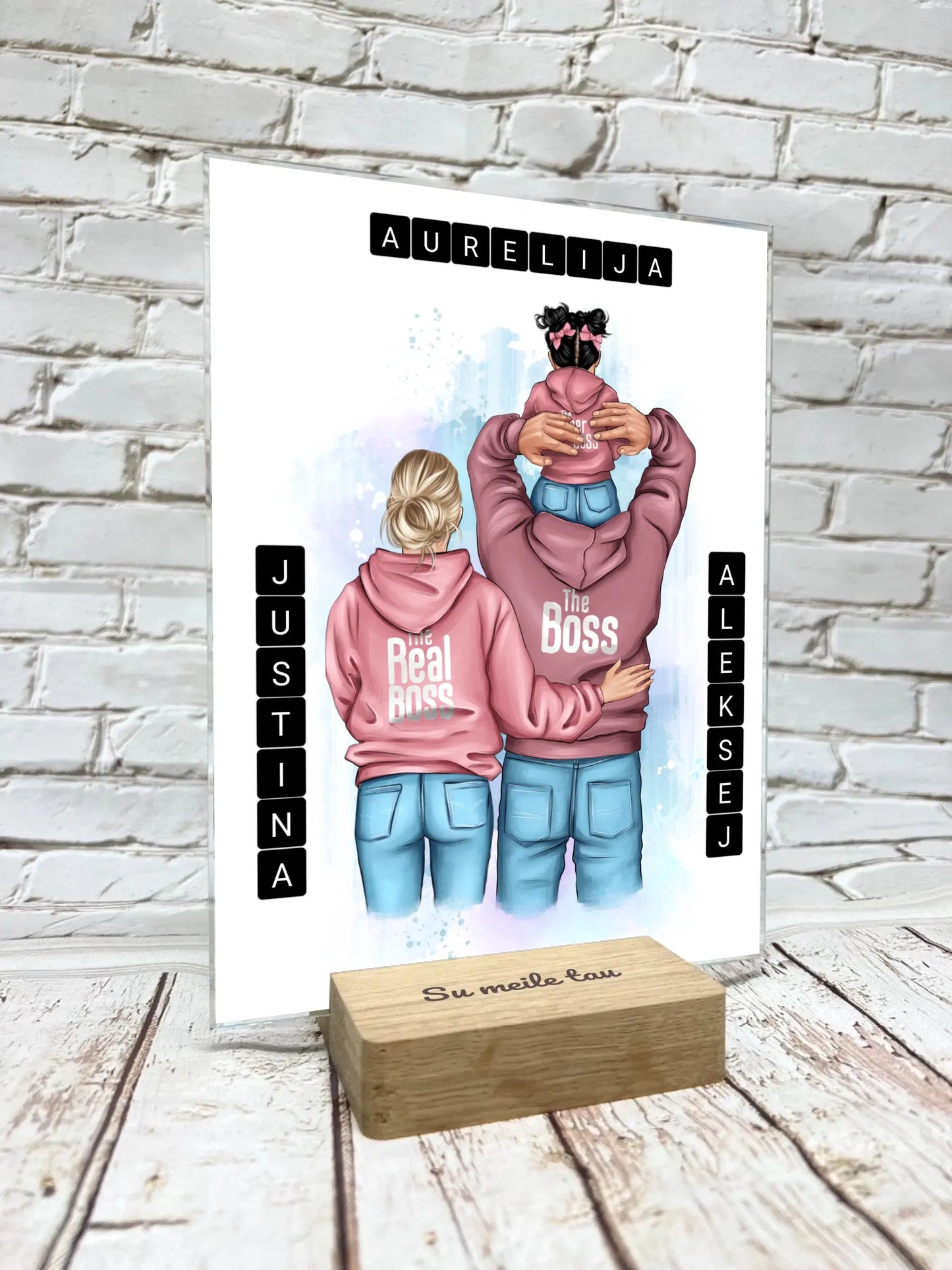 Personalizuotas "Tikra boso šeima" iliustracija su vaiku ant stiklo  Stiklas -  dovanokis.lt