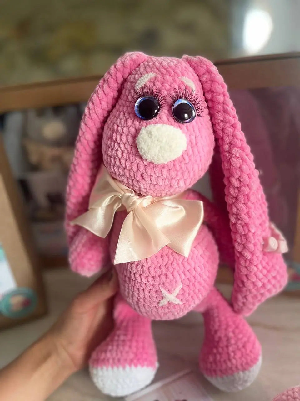 Zuikis ilgomis ausimis (35cm) įvairių spalvų - Nerti žaislai - Gimtadienis, Kalėdos ir Naujieji metai, Kūdikiams, Kūdikis, Melsva, Mietine, Nerti žaislai, Not-on-sale, Persikinė, Pilka, Rožinė - Rankų darbo Zuikutė pagaminta is 100% hipoalerginių siūlųSiū