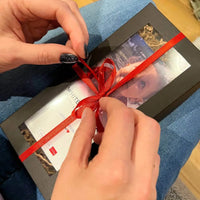 Šokoladino standartinis dovanų dėžutės įpakavimas - Įpakavimas - gift wrapping, hidden, Not-on-sale - Dovanos išpakavimas yra brangus momentas, todėl siūlome jums pakavimo paslaugą! Sutaupykite laiko ir leiskite supakuoti jūsų užsakymą už jus! 👌