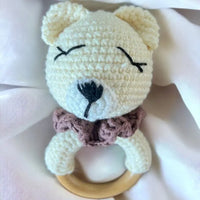 Nerti rankų darbo žaislai – barškučiai ir kramtukai vaikams - Kramtukai & Barškučiai - Balta, Barškučiai, Gimtadienis, Kalėdos ir Naujieji metai, Kramtukai, Kūdikiams, Kūdikis, Mėlyna, Not-on-sale - Megzti, nerti ir mediniai žaislai turi ypatingos energij